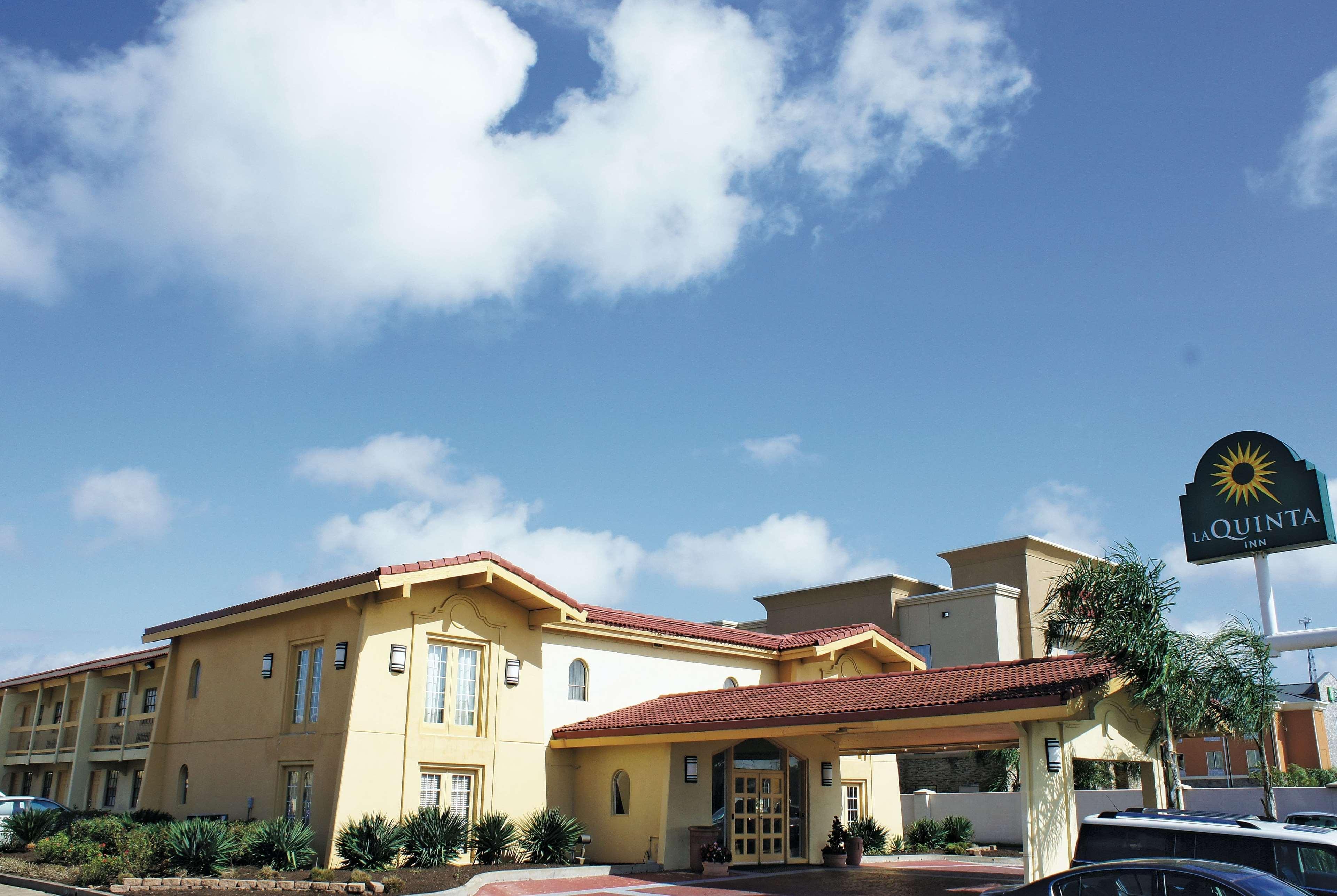 La Quinta Inn By Wyndham Clute Lake Jackson Екстериор снимка