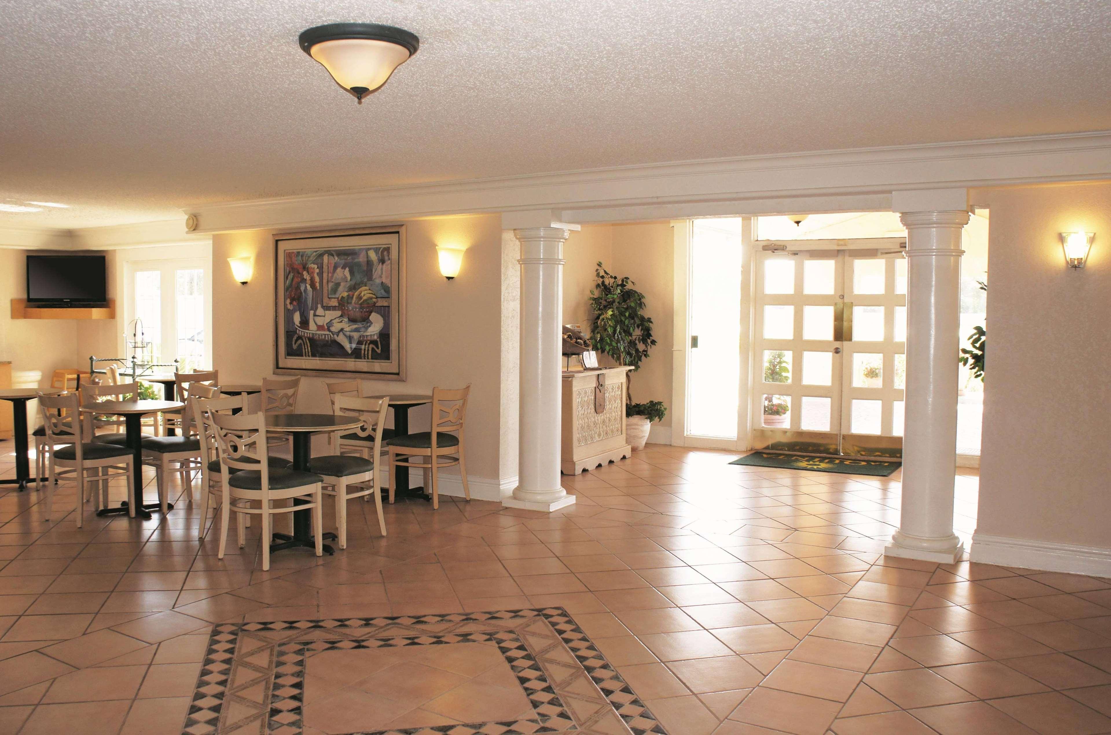 La Quinta Inn By Wyndham Clute Lake Jackson Екстериор снимка